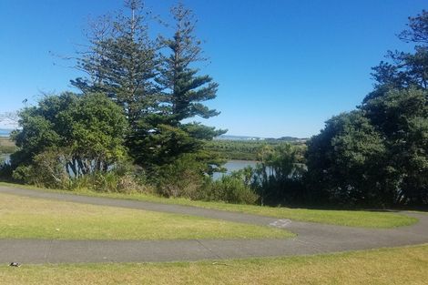 Photo of property in 97 Burundi Avenue, Clendon Park, Auckland, 2103