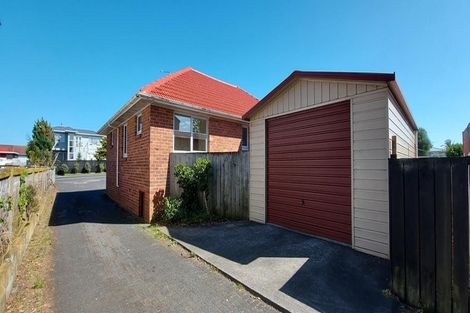 Photo of property in 185 Te Atatu Road, Te Atatu South, Auckland, 0610