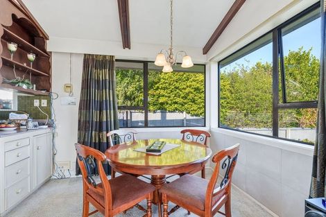 Photo of property in 21 Montague Street, Islington, Christchurch, 8042