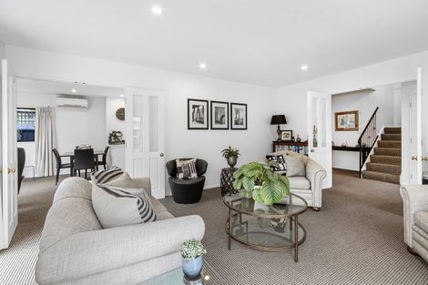 Photo of property in 22 Snowdon Road, Fendalton, Christchurch, 8052