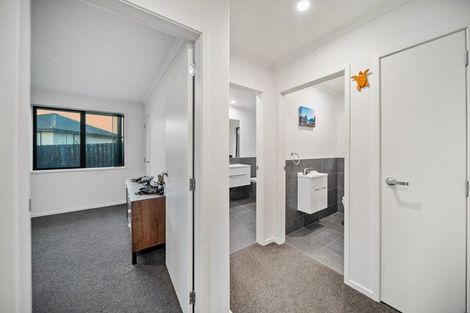 Photo of property in 5a Pukaki Road, Mangere, Auckland, 2022