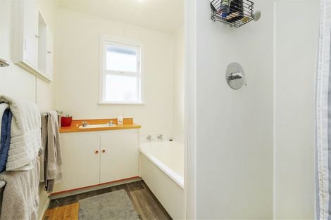 Photo of property in 2 Orelio Street, Hillcrest, Hamilton, 3216