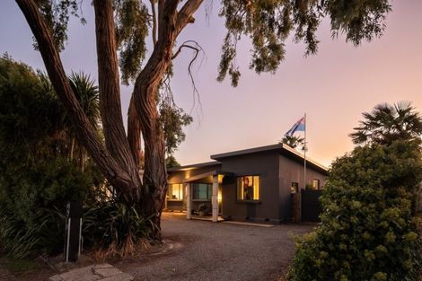 Photo of property in 13 Hammerichs Road, Rapaura, Blenheim, 7272