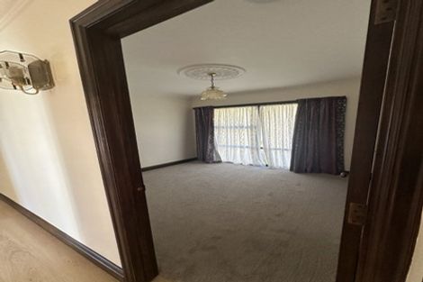 Photo of property in 4 Toi Toi Place, Northcote, Auckland, 0627