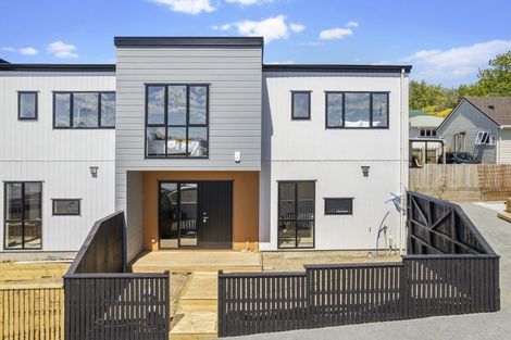 Photo of property in 8/20 Seabrook Avenue, New Lynn, Auckland, 0600
