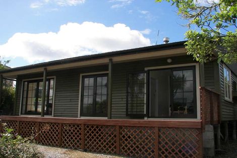 Photo of property in 23 Koe Street, Moana, 7872