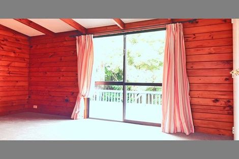 Photo of property in 49 Larnoch Road, Henderson, Auckland, 0610