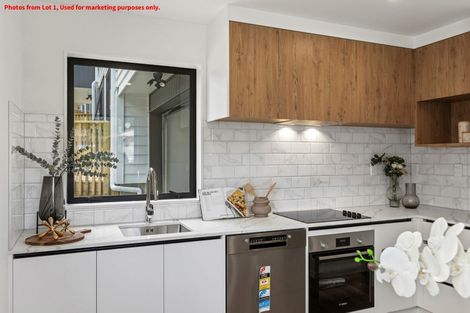 Photo of property in 26b Sheridan Drive, New Lynn, Auckland, 0600