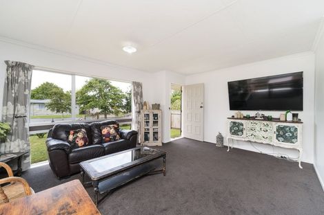Photo of property in 5a Palliser Place, Milson, Palmerston North, 4414