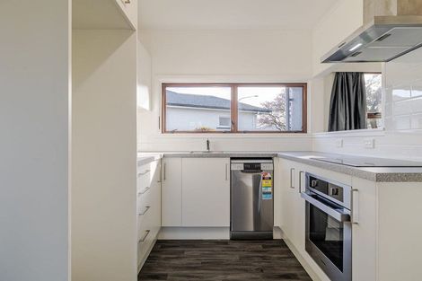 Photo of property in 37 Rewa Street, Takaro, Palmerston North, 4412
