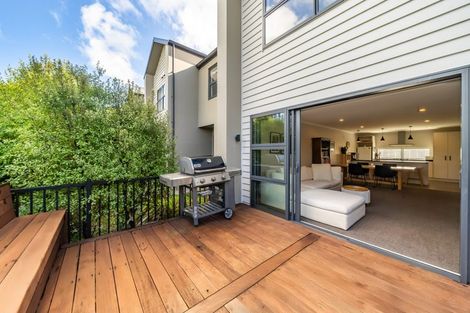 Photo of property in 48 Pateke Drive, Kenepuru, Porirua, 5022