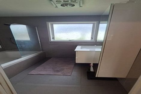 Photo of property in 55 Allington Road, Massey, Auckland, 0614