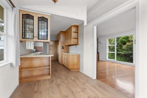 Photo of property in 204 Old Titirangi Road, Titirangi, Auckland, 0604