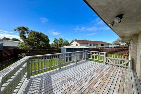 Photo of property in 2/319 Roscommon Road, Clendon Park, Auckland, 2103