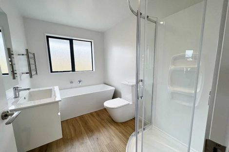 Photo of property in 18 Eileen Way, Rolleston, 7615