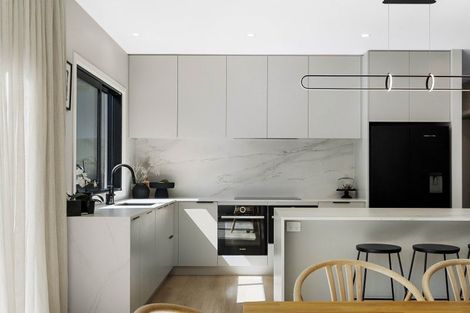 Photo of property in 28 Orchard Road, Greytown, 5712