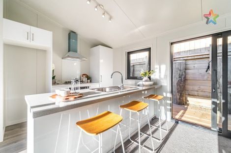 Photo of property in 18d Norana Road, Maoribank, Upper Hutt, 5018