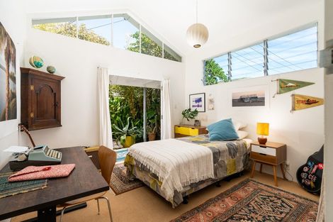 Photo of property in 121 Wellington Road, Paekakariki, 5034