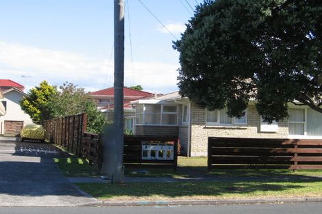 Photo of property in 3/24 Bute Road, Browns Bay, Auckland, 0630
