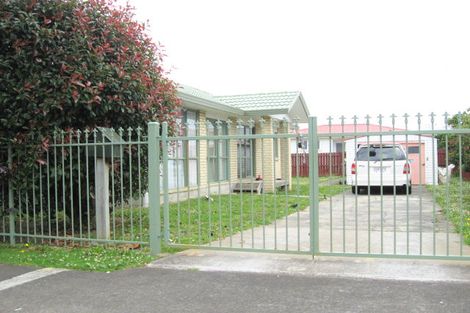 Photo of property in 2 Thomas Road, Mangere, Auckland, 2022