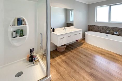 Photo of property in 1 Tupelo Place, Swannanoa, Rangiora, 7476