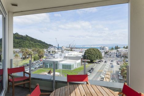 Photo of property in 2/40 Reads Quay, Gisborne, 4010