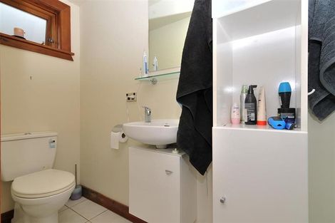 Photo of property in 51 Eden Street, Island Bay, Wellington, 6023