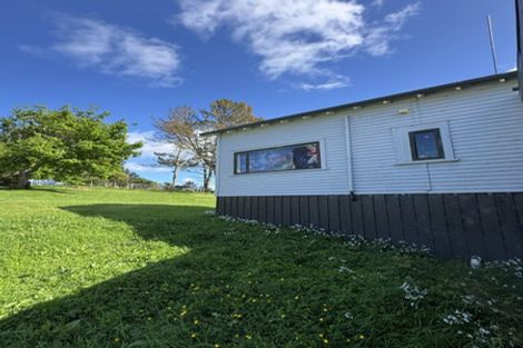 Photo of property in 47 The Pines Road, Paparoa, 0571