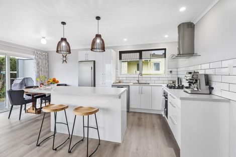 Photo of property in 7 Orissa Crescent, Broadmeadows, Wellington, 6035