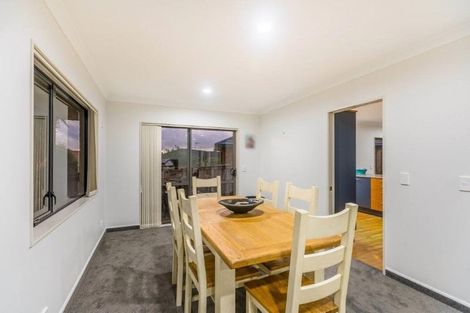Photo of property in 6 Shearwater Rise, Paraparaumu Beach, Paraparaumu, 5032