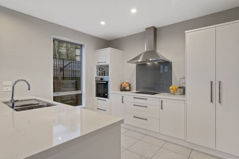 Photo of property in 10 Elena Place, Welcome Bay, Tauranga, 3112