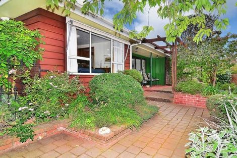 Photo of property in 28 Deloraine Street, Somerfield, Christchurch, 8024