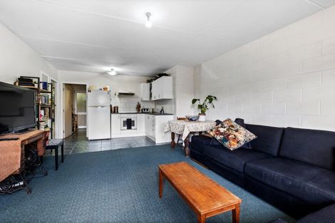 Photo of property in 8 Carrington Street, Lower Vogeltown, New Plymouth, 4310