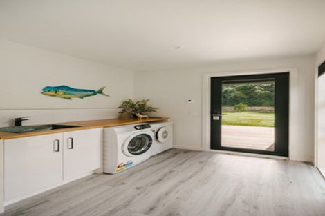 Photo of property in 38a Pohutukawa Drive, Levin, 5571