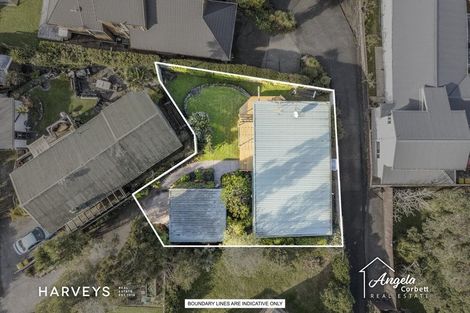 Photo of property in 1/36 Konini Road, Titirangi, Auckland, 0604