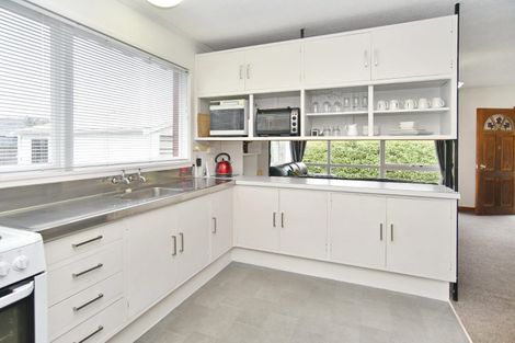 Photo of property in 2/381 Main North Road, Redwood, Christchurch, 8051