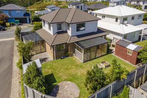 Photo of property in 213 Mark Avenue, Grenada Village, Wellington, 6037