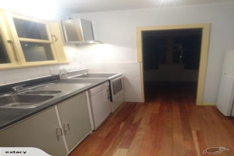 Photo of property in 75 Salford Street, Newlands, Wellington, 6037