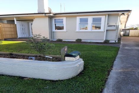 Photo of property in 205 Lascelles Street, Saint Leonards, Hastings, 4120