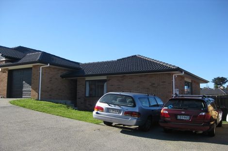 Photo of property in 14 Kilkelly Avenue, Pinehill, Auckland, 0632