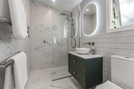 Photo of property in 15 Saint Leonards Road, Devonport, Auckland, 0624