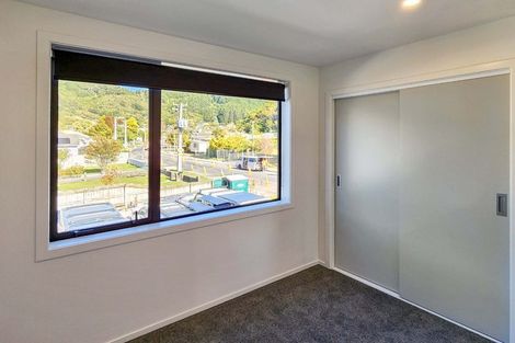 Photo of property in 2/11 Lees Grove, Wainuiomata, Lower Hutt, 5014