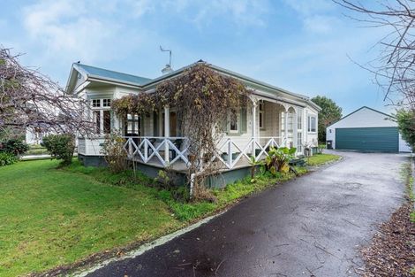 Photo of property in 44 Queen Street, Feilding, 4702