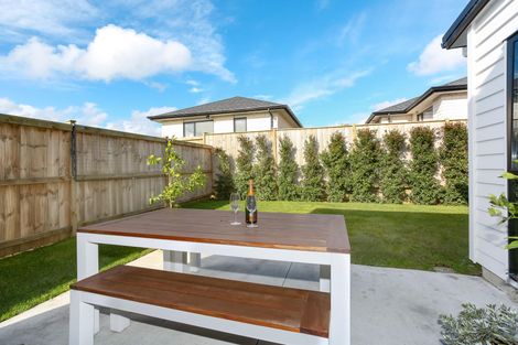 Photo of property in 12 Park Chester Road, Pukekohe, 2120