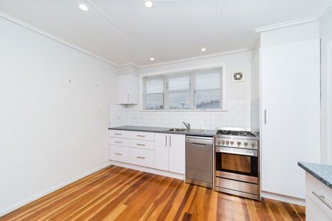 Photo of property in 24 Wilson Crescent, Highbury, Palmerston North, 4412