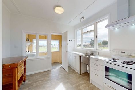 Photo of property in 25 Boulton Road, Levin, 5510