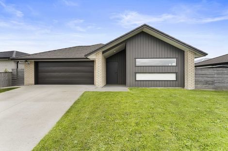 Photo of property in 27 Harriet Johnston Drive, Pokeno, 2402