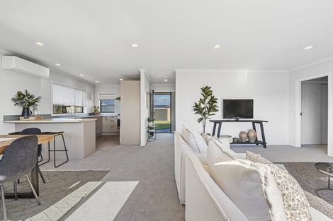 Photo of property in 11 Wilton Street, Westown, New Plymouth, 4310