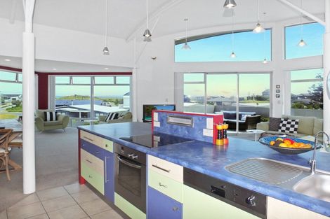 Photo of property in 9 Trafalgar Street, Foxton Beach, Foxton, 4815