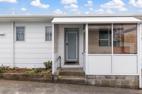 Photo of property in 2/2 Grey Street, Waitara, 4320
